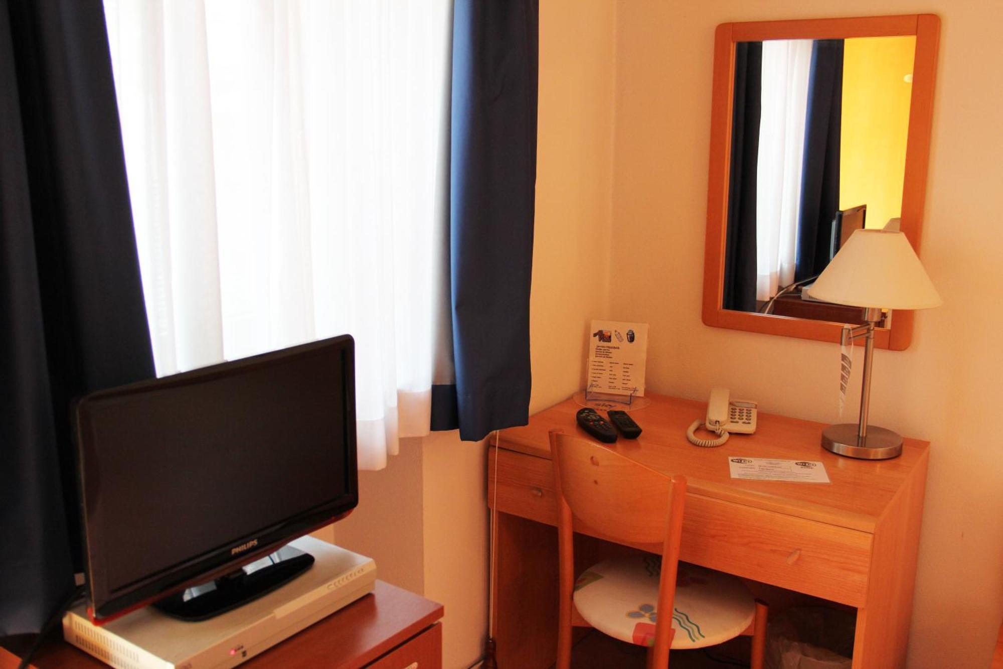 Albergo Al Viale Триест Екстериор снимка