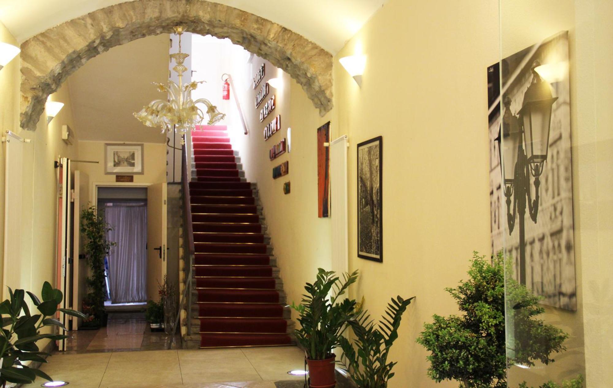 Albergo Al Viale Триест Екстериор снимка